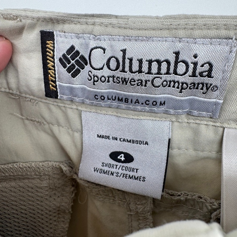 Columbia Titanium Convertible Pants Womens Sz 4 Short 32x29 100% Nylon Hiking - Picture 4 of 16